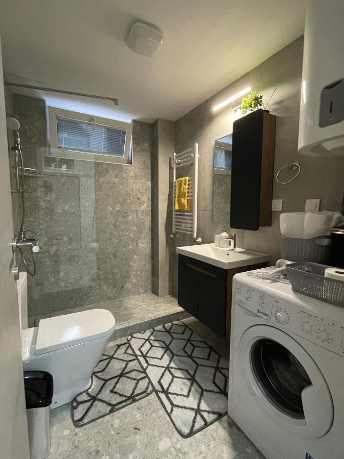 Roosevelt Apartment Скопье Экстерьер фото