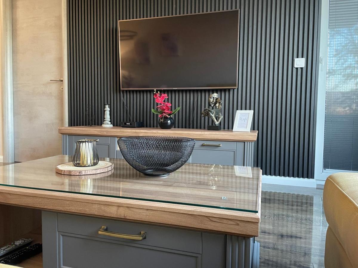 Roosevelt Apartment Скопье Экстерьер фото